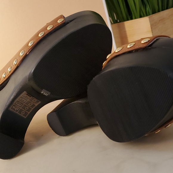 Michael Kors Heels - Picture 4 of 4